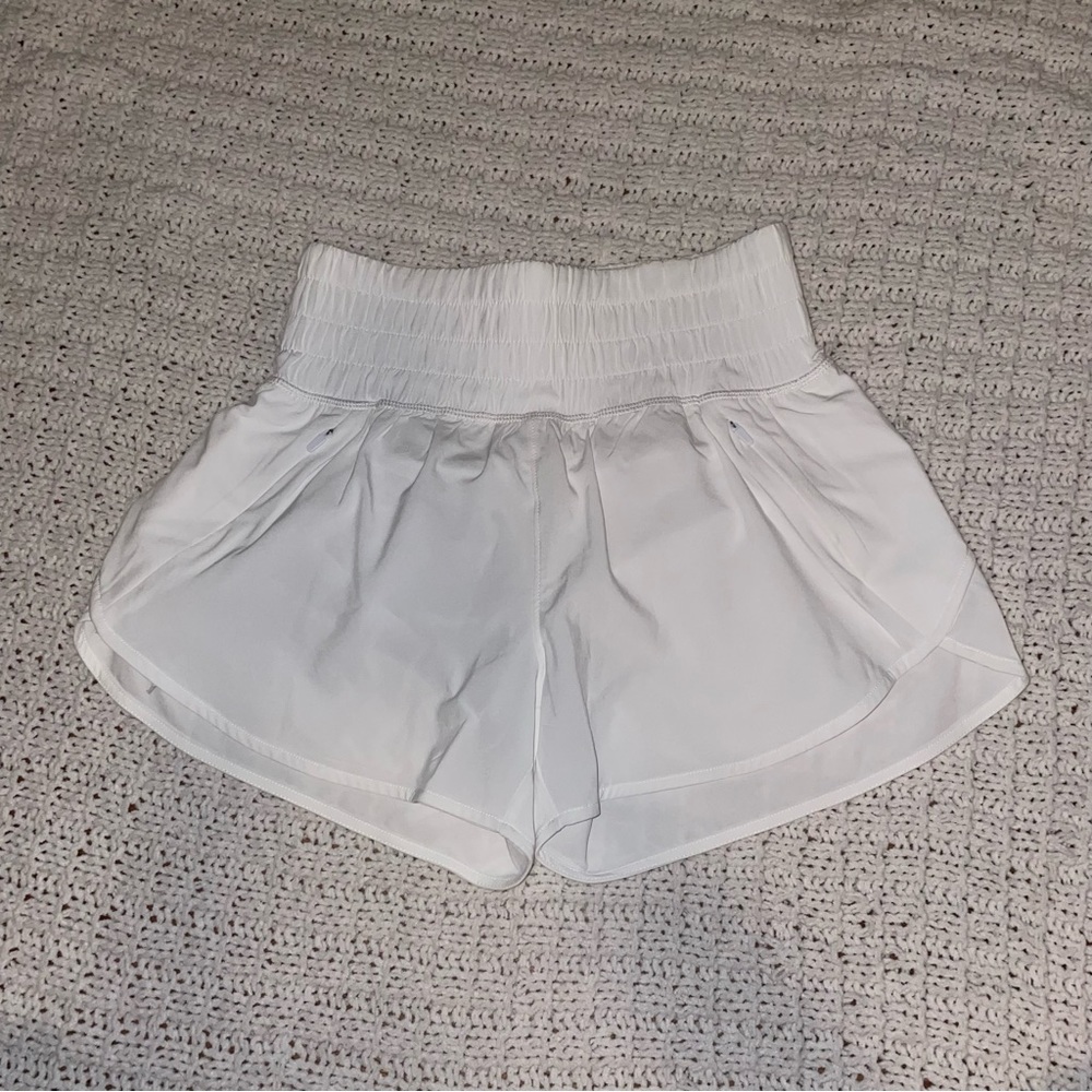 Aritzia•  TNAmove endurance shorts